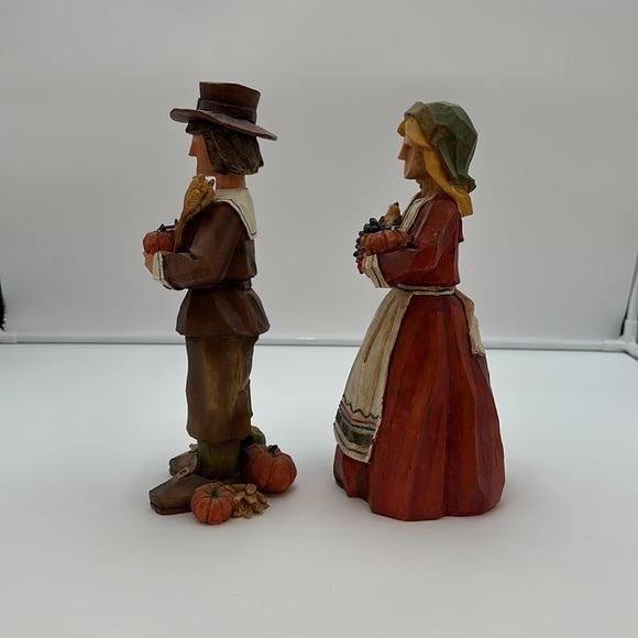 Resin PACIFIC RIM Pilgrim Couple Figurines Thanksgiving Autumn Harvest set of 2 - Picture 4 of 16